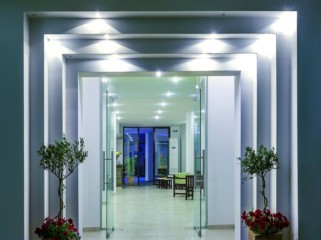 Xenios Dolphin Beach Hotel Possidi Ngoại thất bức ảnh