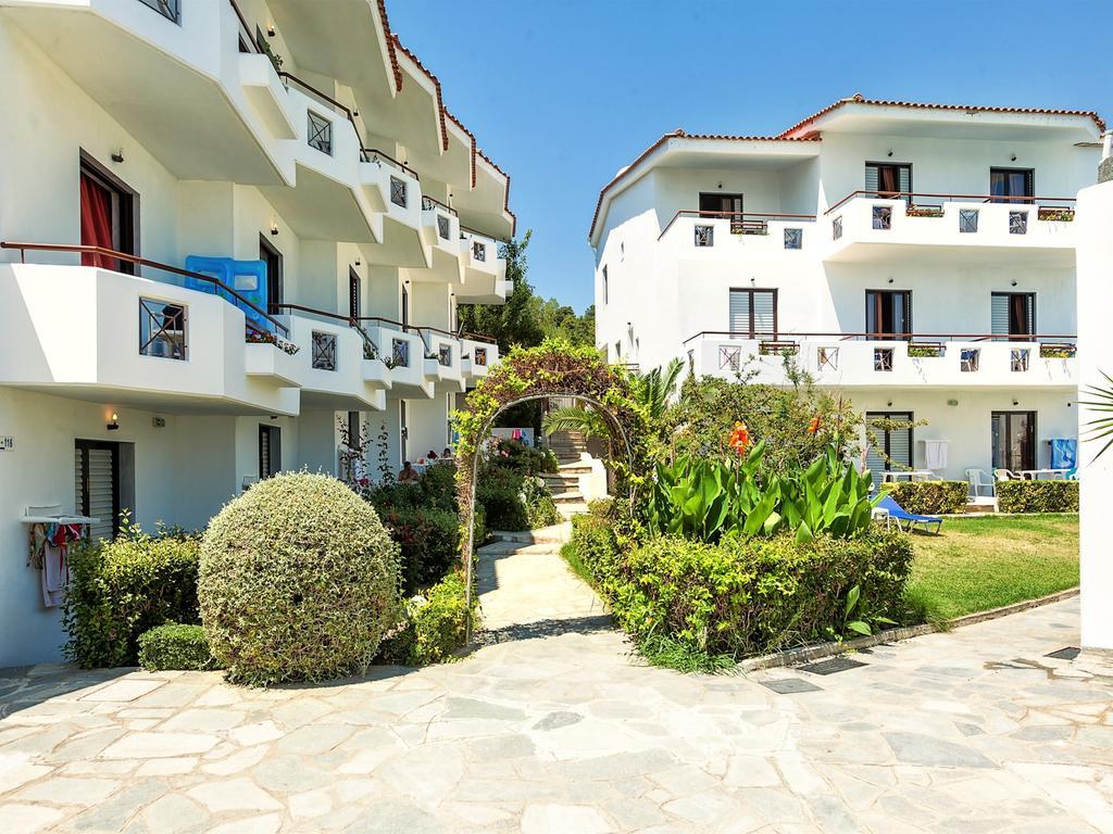 Xenios Dolphin Beach Hotel Possidi Ngoại thất bức ảnh