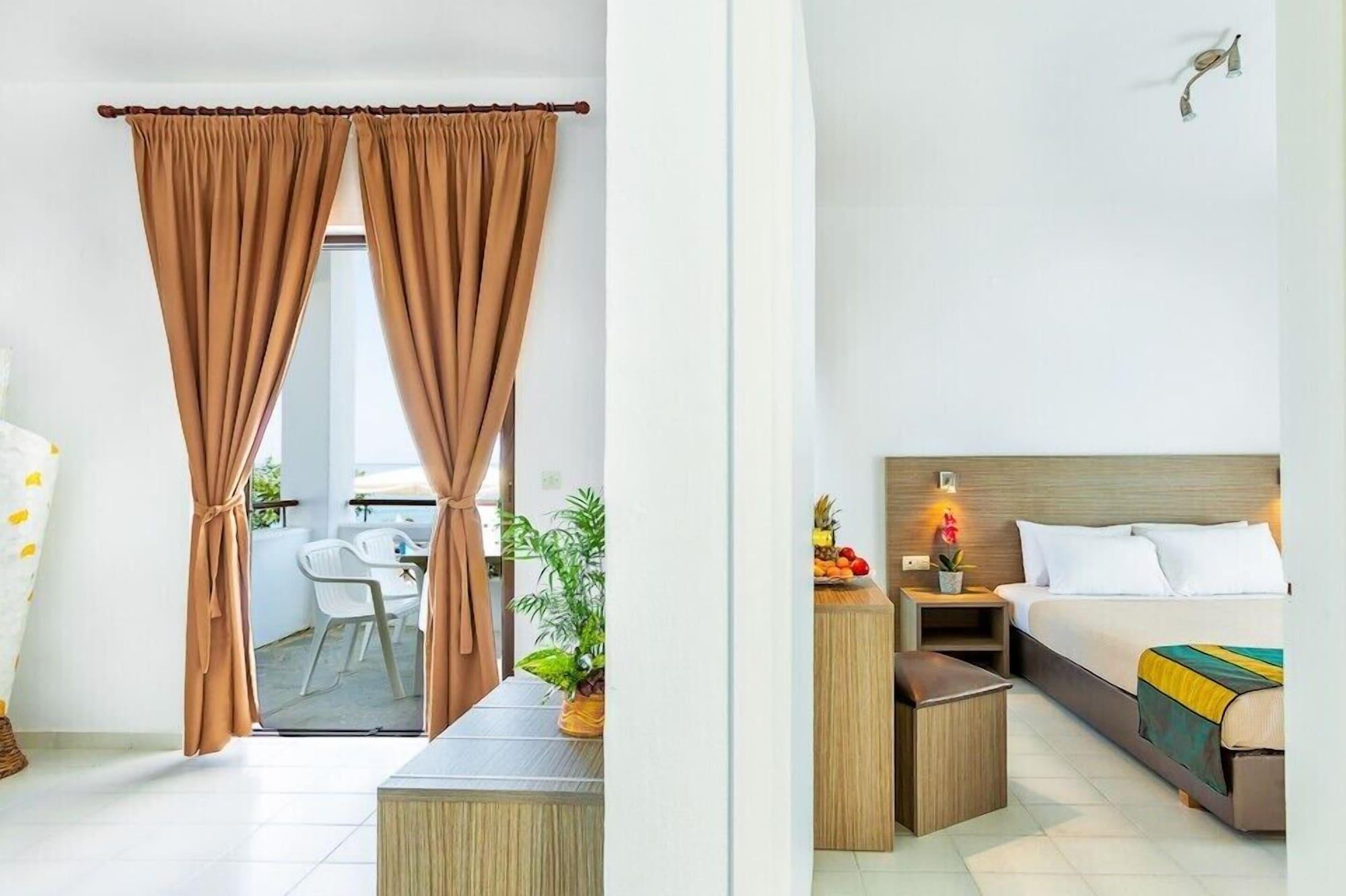 Xenios Dolphin Beach Hotel Possidi Ngoại thất bức ảnh