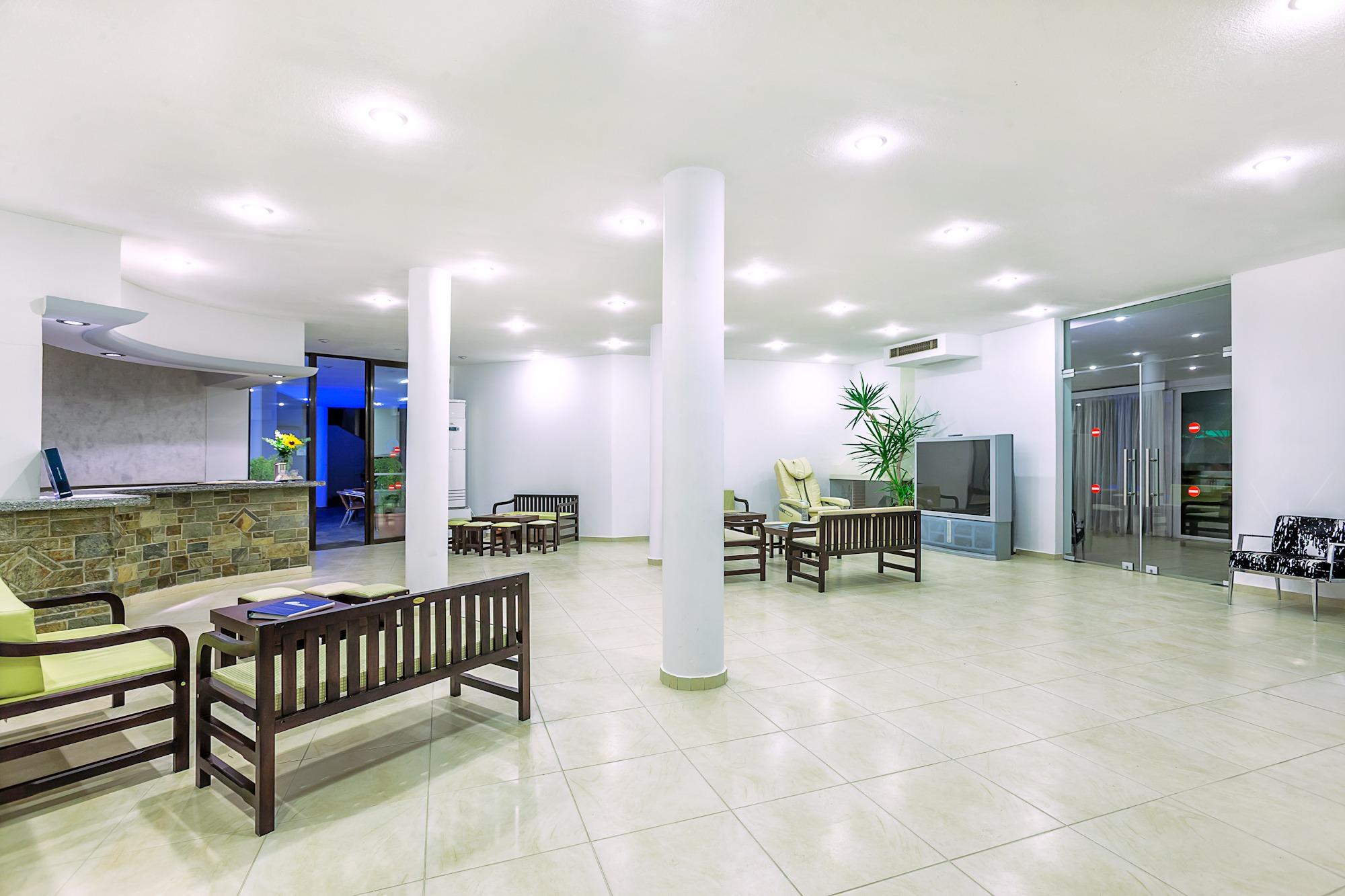 Xenios Dolphin Beach Hotel Possidi Ngoại thất bức ảnh