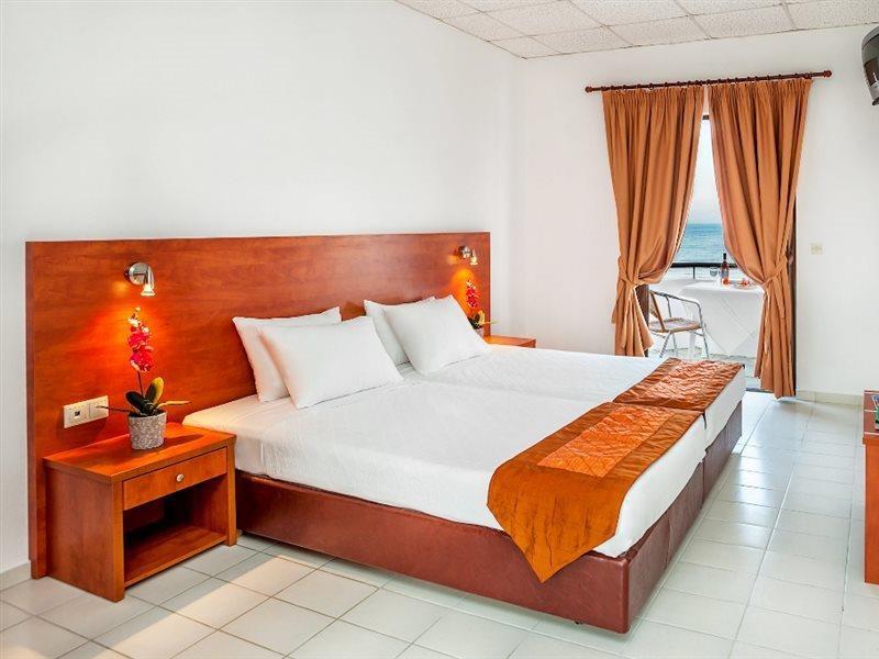 Xenios Dolphin Beach Hotel Possidi Ngoại thất bức ảnh