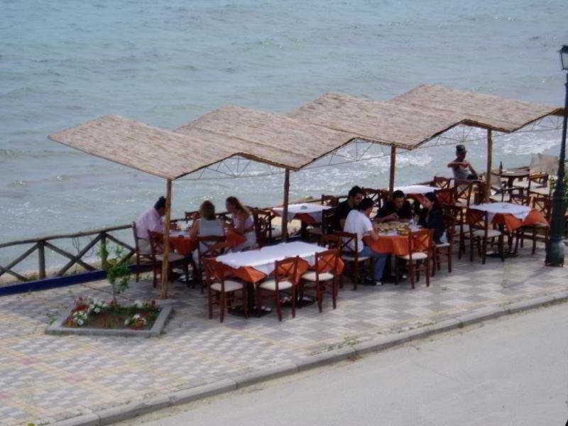 Xenios Dolphin Beach Hotel Possidi Ngoại thất bức ảnh